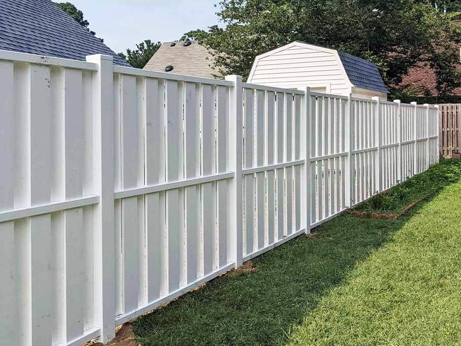 Residential Fence Contractor - Virginia Beach, VA